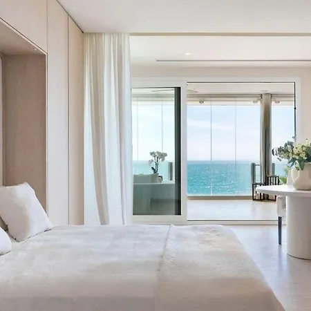 Waterfront Paradise Lejlighed